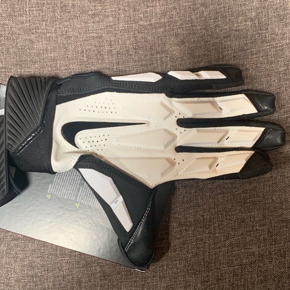 Nike D-Tack Lineman Football Gloves (Size Medium) - Picture 6 of 9